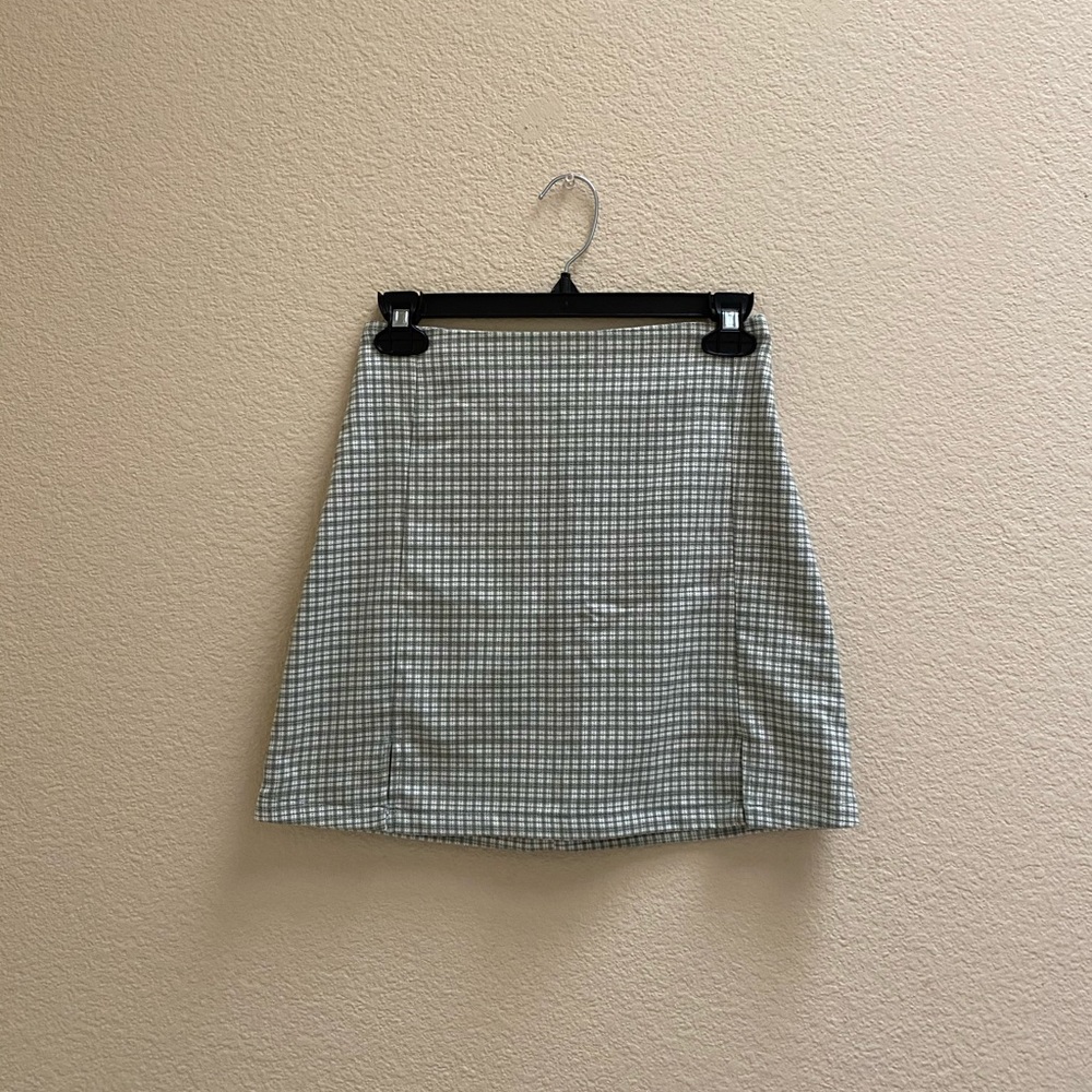 Brandy Melville Cara Skirt